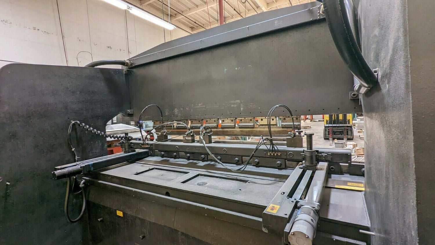 Used 138 Ton Amada RG-125 CNC Press Brake, Stock 1239 - Blackstone Machinery