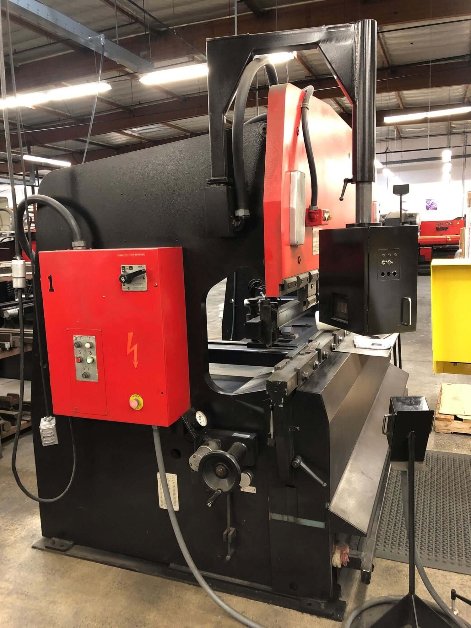 Used 138 Ton Amada RG-125 Press Brake, Stock 1007 - Blackstone Machinery