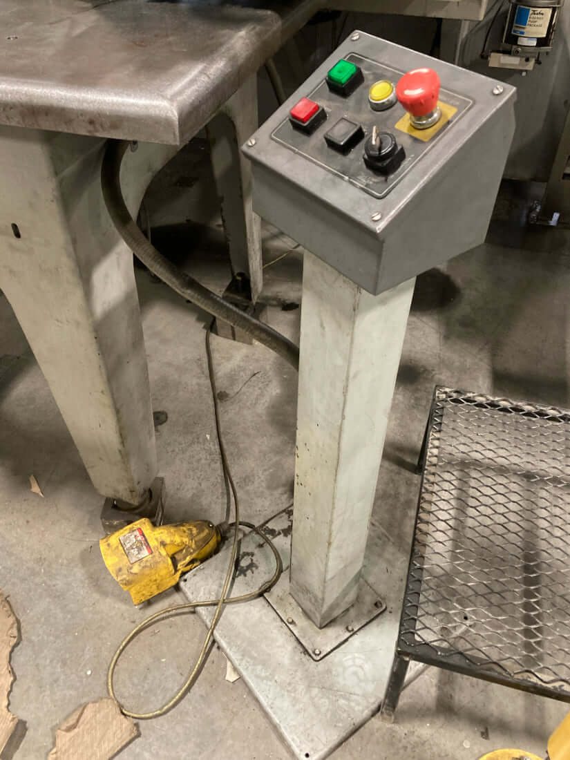 Used 33 Ton Amada Strippit 1500H-30 2.5M CNC Turret Punch, Stock 1195 - Blackstone Machinery