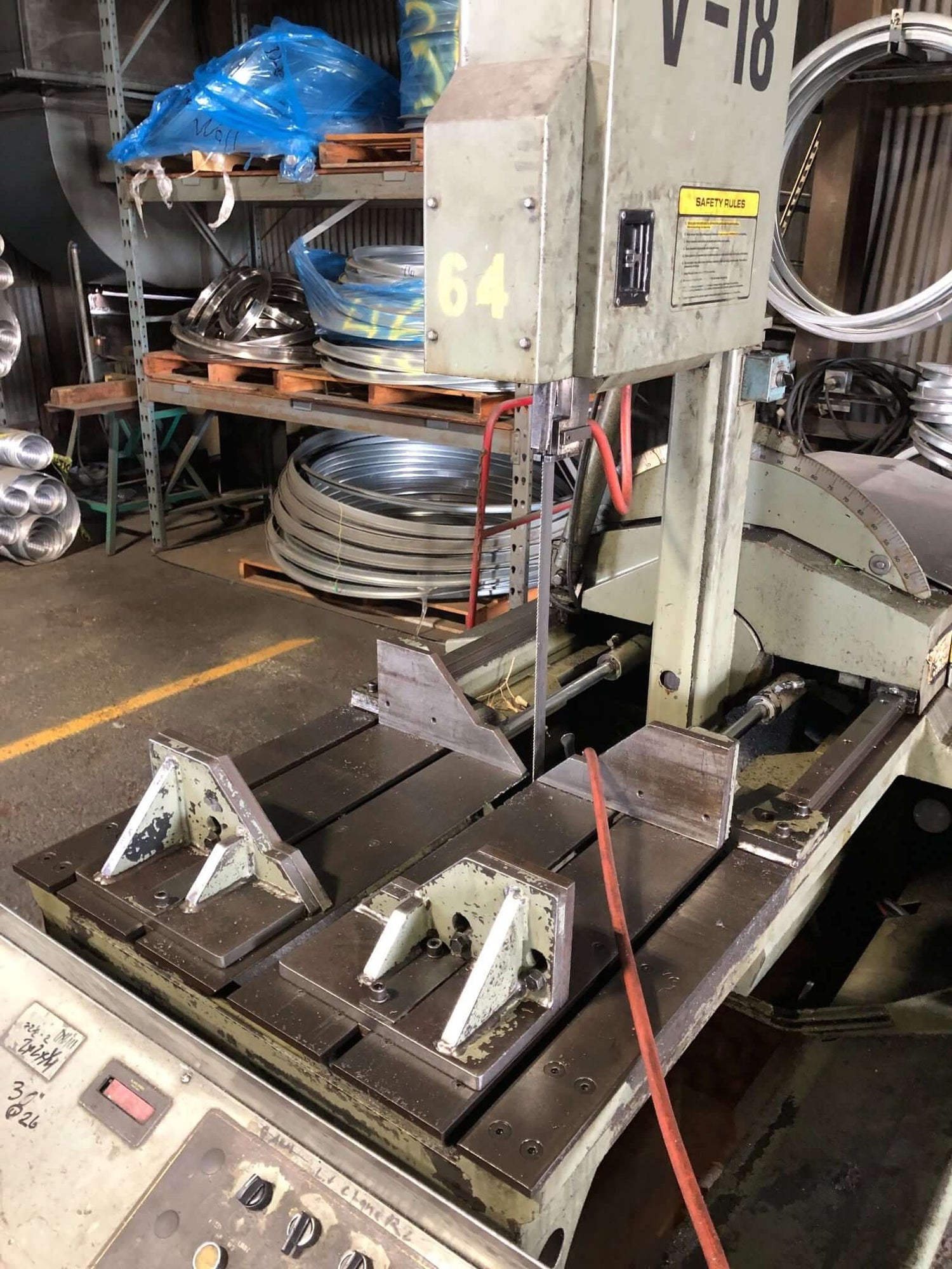 Used Hyd-Mech V-18 Vertical Band Saw, Stock 1111 - Blackstone Machinery
