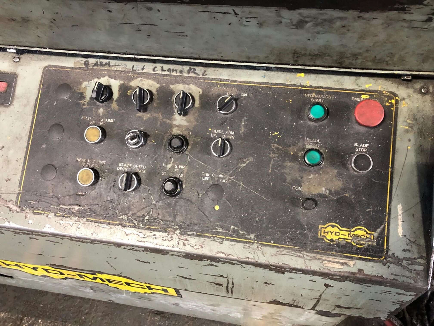 Used Hyd-Mech V-18 Vertical Band Saw, Stock 1111 - Blackstone Machinery