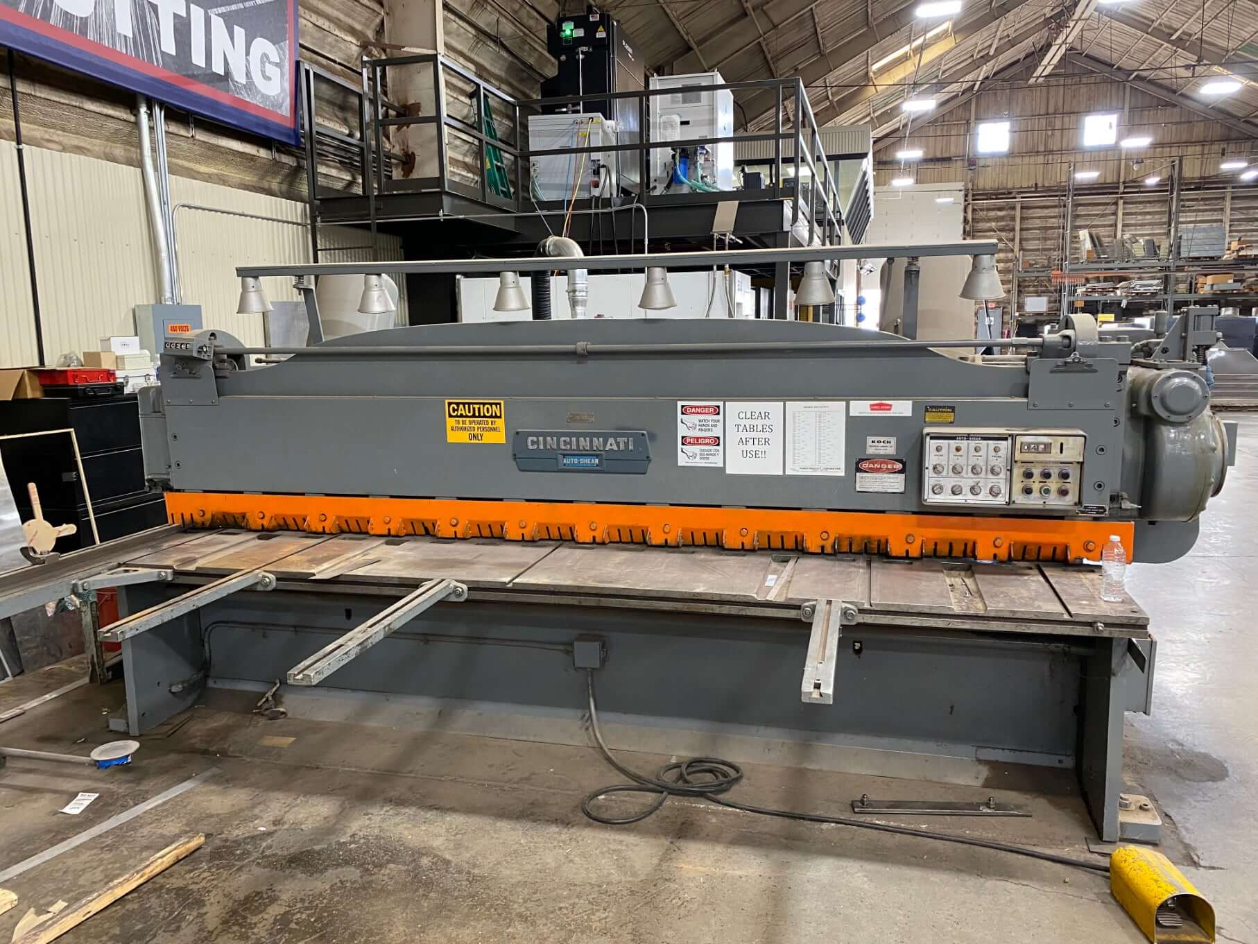 мёяu ページ　SCO-72/DH Pro-Line ESD Laminate, 72 in W, 30 in Height, 750 lb